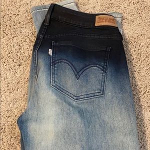 Levi’s Jeans